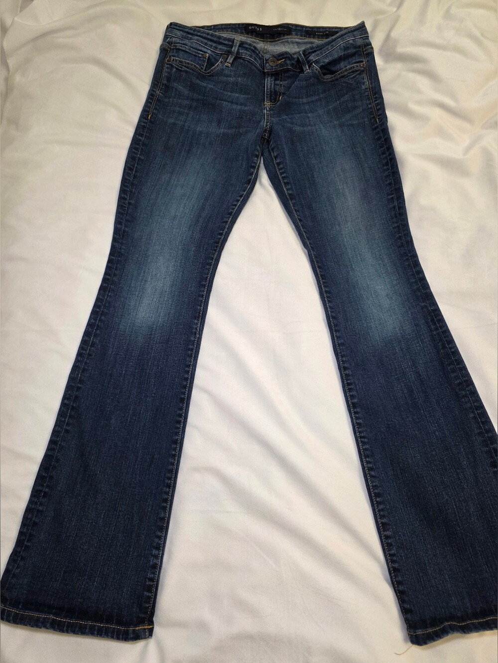 GUESS Los Angeles Dark Wash Bootcut Low Jeans- Size 30